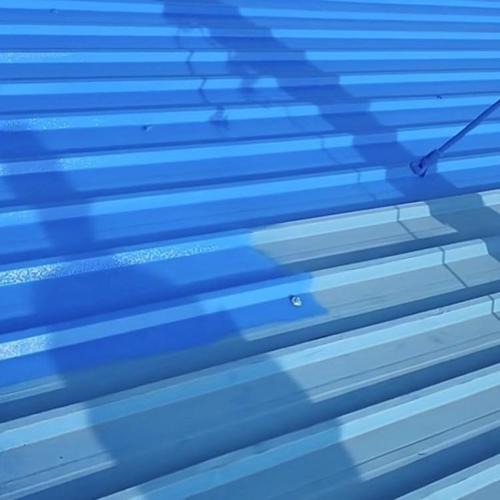 彩鋼瓦屋頂翻新用什么漆好?彩鋼瓦翻新用什么漆不起皮?